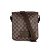 Louis Vuitton Damier Ebene Brooklyn PM Crossbody Messenger Flap Bag Leather  ref.373242 - Joli Closet